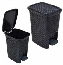 LIXEIRA RATTAN PRETA COM PEDAL 7 LTS - Distribuidora 12 de Outubro