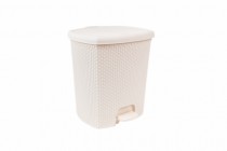 LIXEIRA NATURALLE RATTAN C/PEDAL 7,5 L AREIA - Distribuidora 12 de Outubro