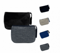 NECESSAIRE DE 50% POLIESTER E 50% PVC - Distribuidora 12 de Outubro